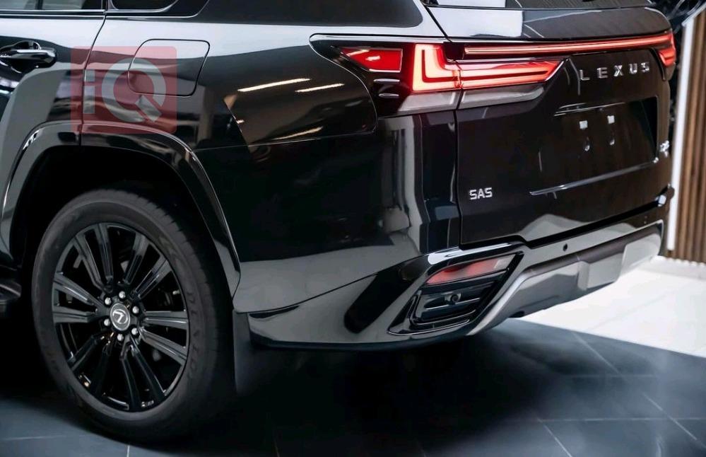Lexus LX